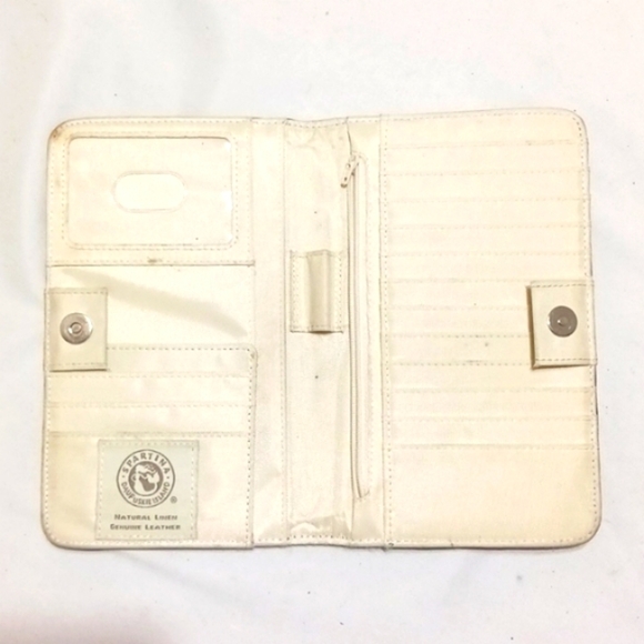 Spartina 449 wallet with wristlet strap in excellent pre-owned condition - Picture 4 of 12